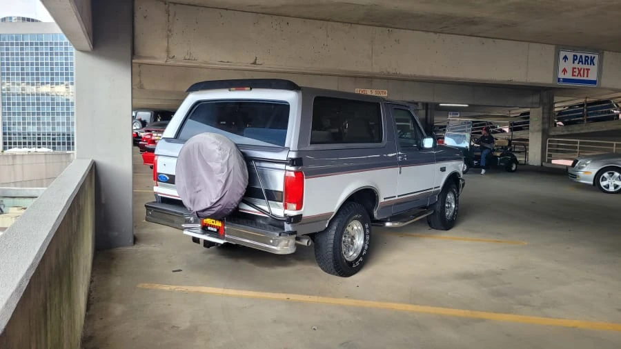 1995 Ford Bronco 5th Gen - Image 2 of 4