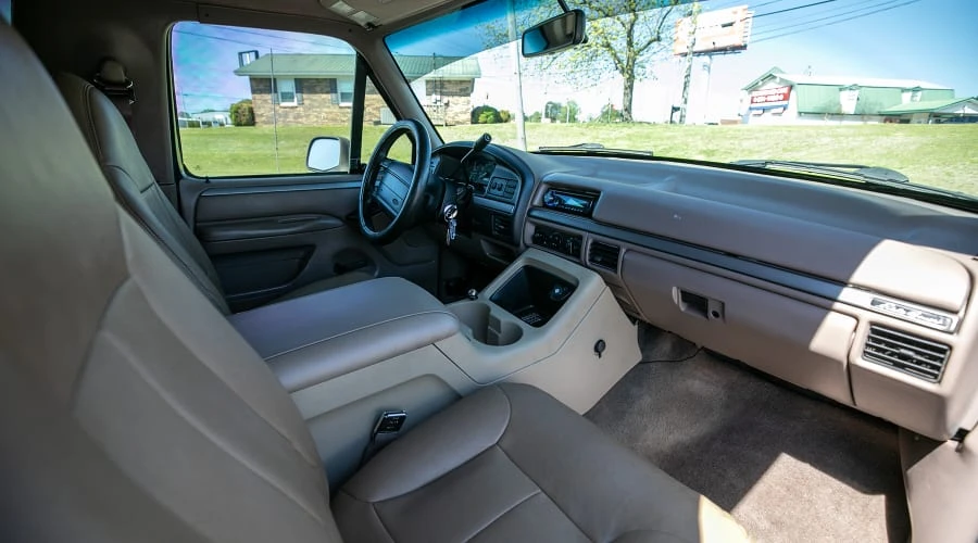 1995 Ford Bronco 5th Gen - Image 17 of 24
