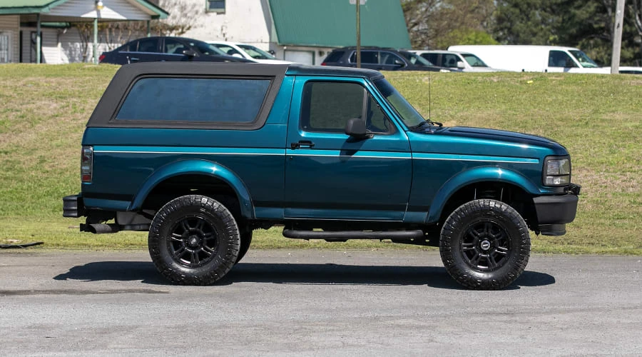 1995 Ford Bronco 5th Gen - Image 2 of 24