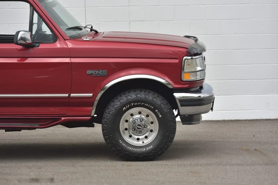 1995 Ford Bronco 5th Gen - Image 16 of 27