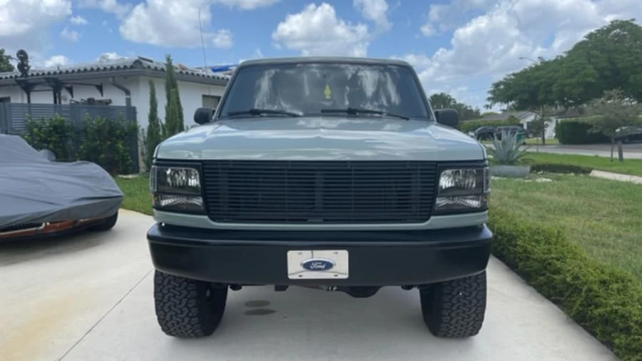 1995 Ford Bronco 5th Gen - Image 2 of 9