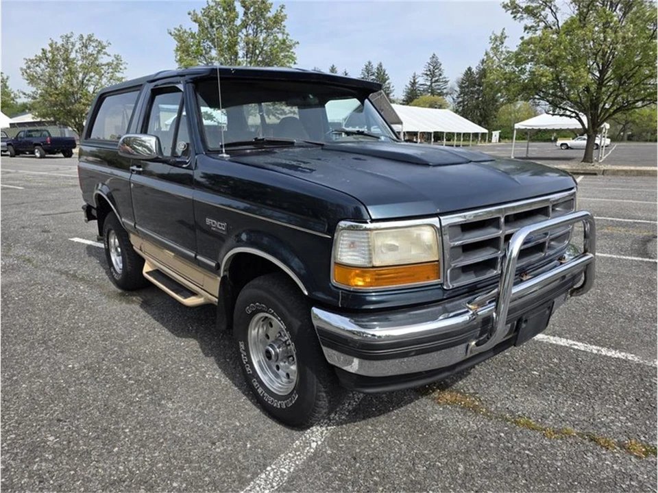 1995 Ford Bronco 5th Gen - Image 2 of 14