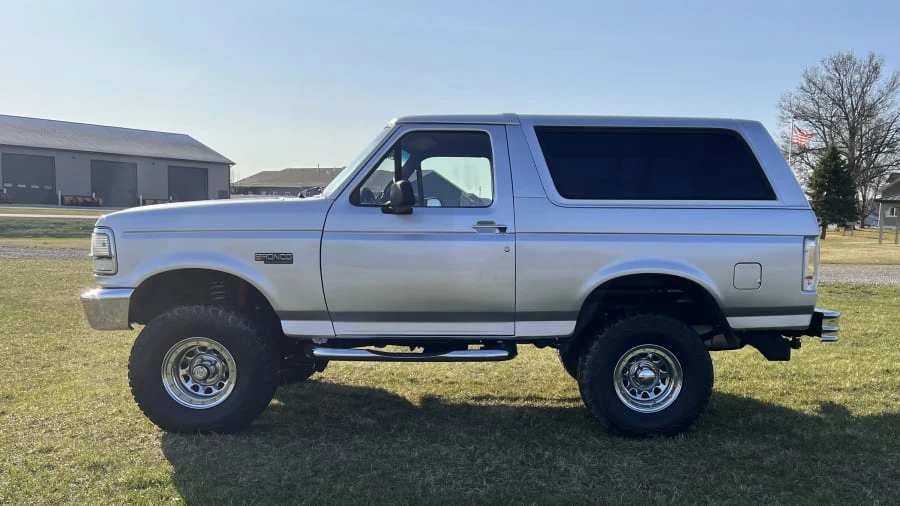 1995 Ford Bronco 5th Gen - Image 6 of 21