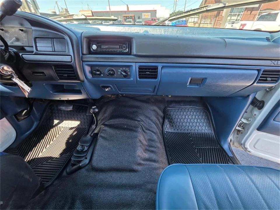 1995 Ford Bronco 5th Gen - Image 13 of 15