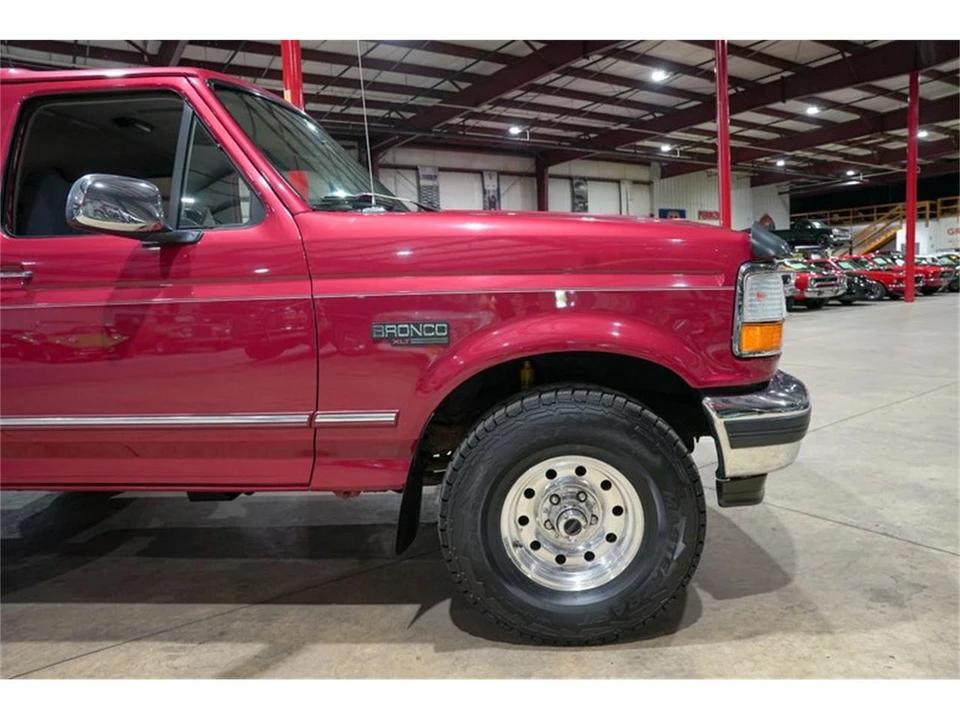 1995 Ford Bronco 5th Gen - Image 11 of 31
