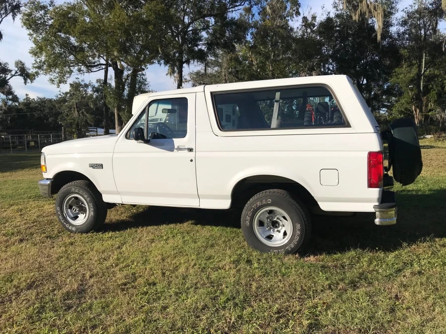 1995 Ford Bronco 5th Gen - Image 2 of 11