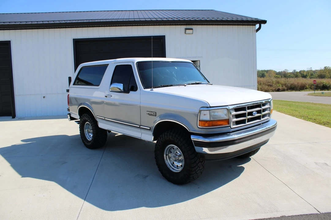 1995 Ford Bronco 5th Gen - Image 7 of 18