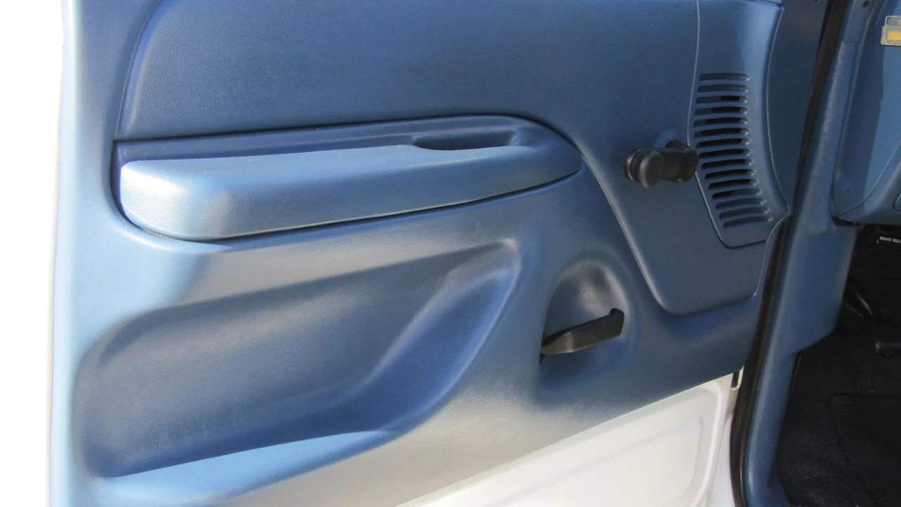 1995 Ford Bronco 5th Gen - Image 6 of 16