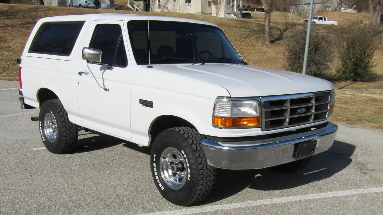 1995 Ford Bronco 5th Gen - Image 14 of 16
