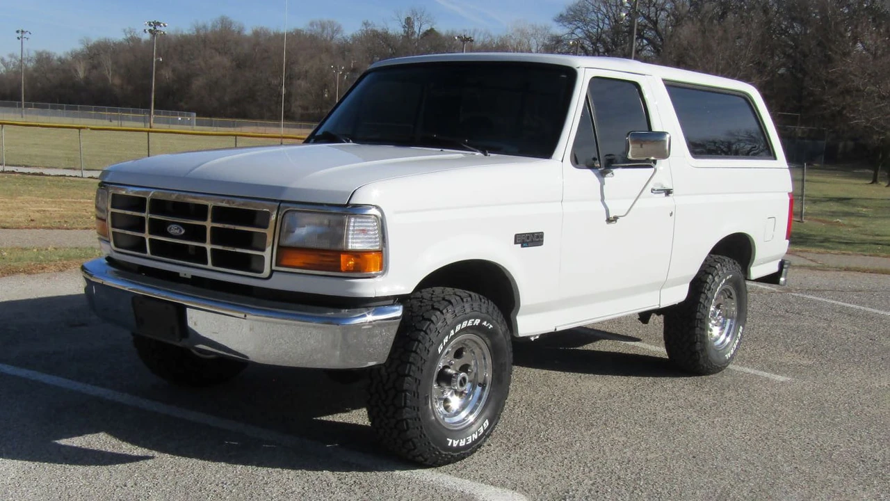 1995 Ford Bronco 5th Gen - Image 16 of 16