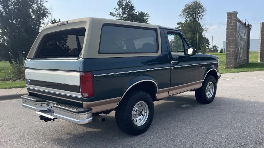 1995 Ford Bronco 5th Gen - Image 3 of 11