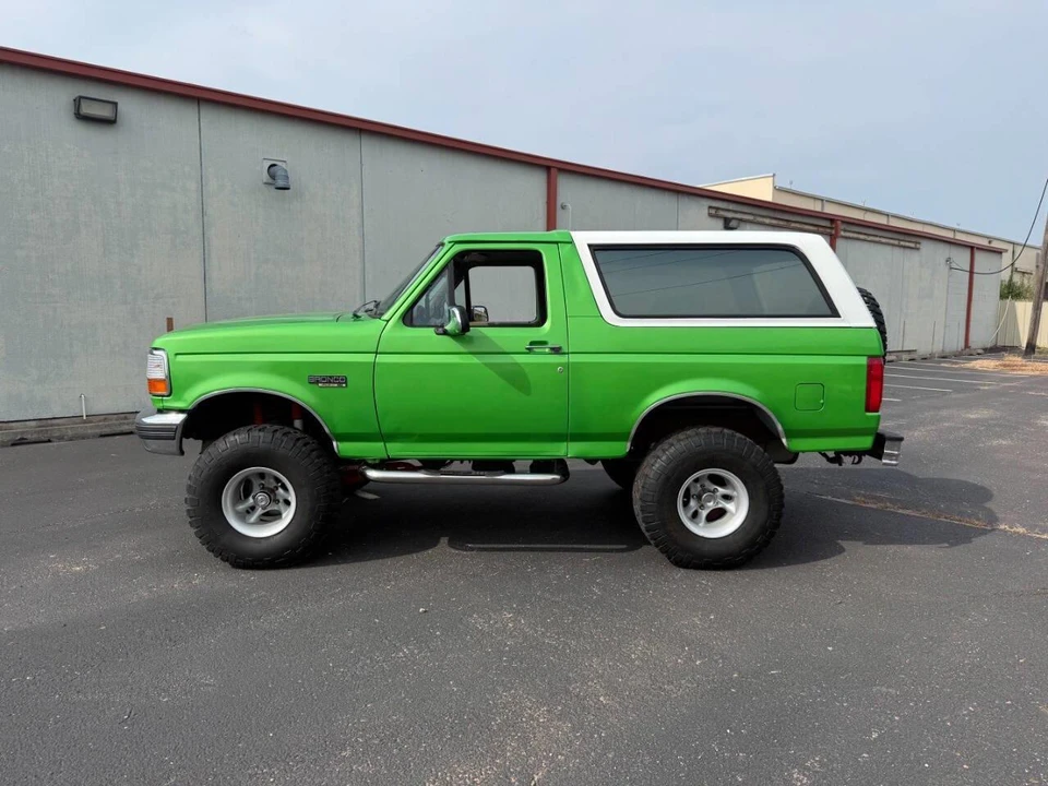 1995 Ford Bronco 5th Gen - Image 3 of 31