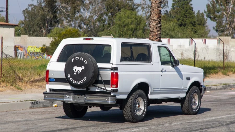 1995 Ford Bronco 5th Gen - Image 3 of 12