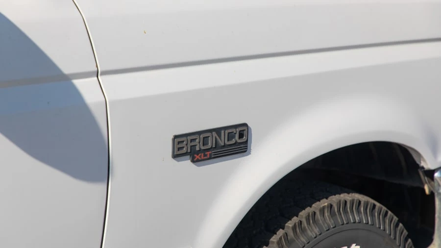 1995 Ford Bronco 5th Gen - Image 10 of 12