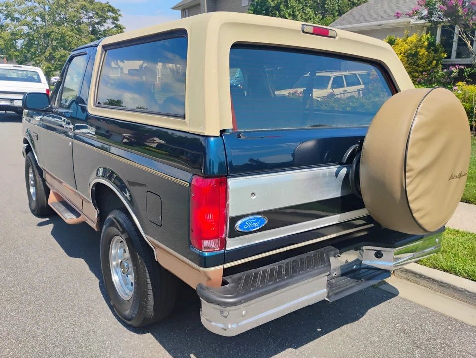 1995 Ford Bronco 5th Gen - Image 4 of 31