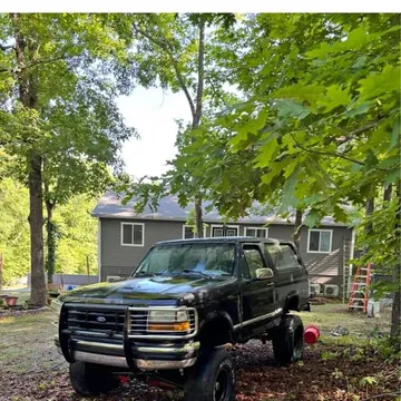 1995 Ford Bronco Badlands Sport Utility 2D