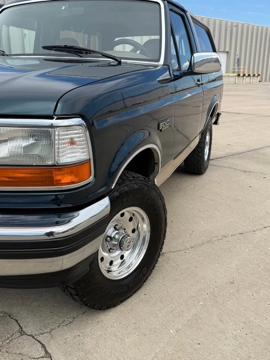 1995 Ford Bronco 5th Gen - Image 5 of 16