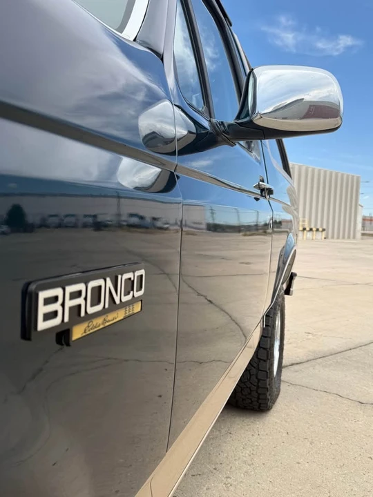 1995 Ford Bronco 5th Gen - Image 9 of 16