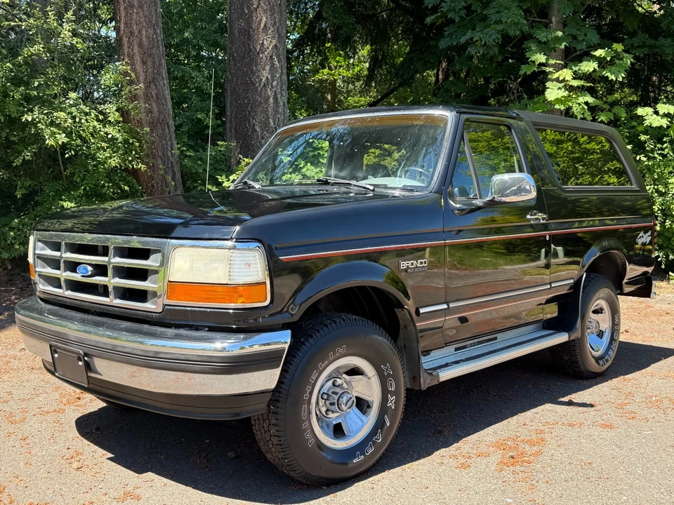 1995 Ford Bronco 5th Gen - Image 2 of 28