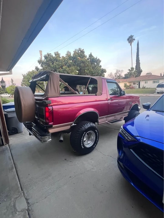 1995 Ford Bronco 5th Gen - Image 2 of 20