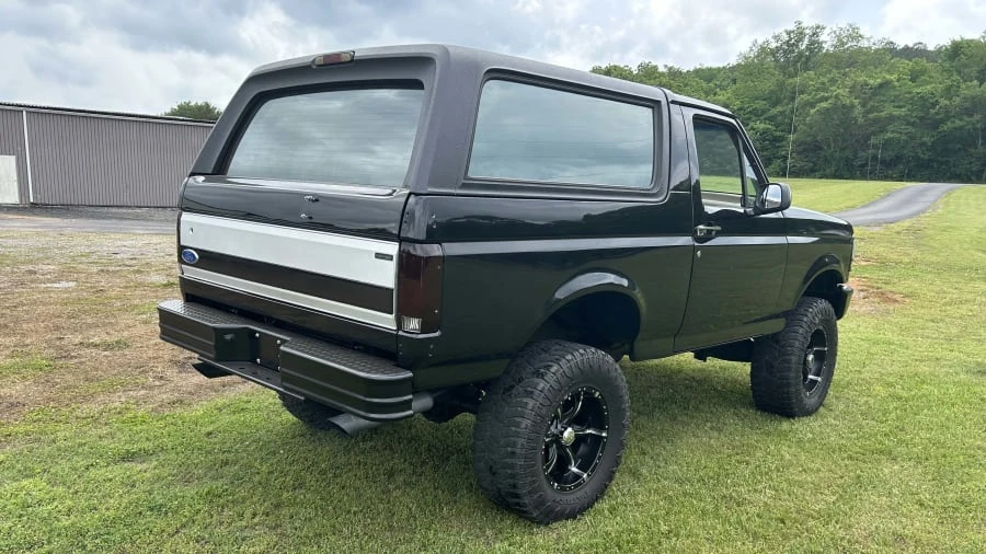 1995 Ford Bronco 5th Gen - Image 3 of 31