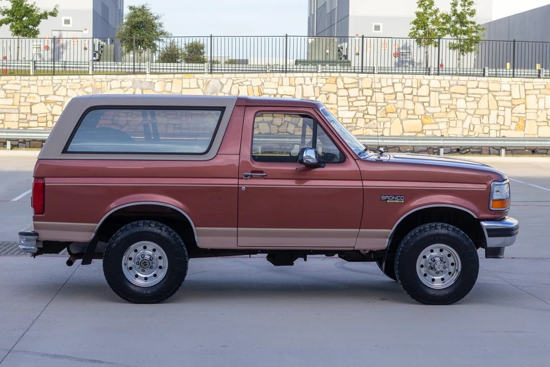 1995 Ford Bronco 5th Gen - Image 13 of 31