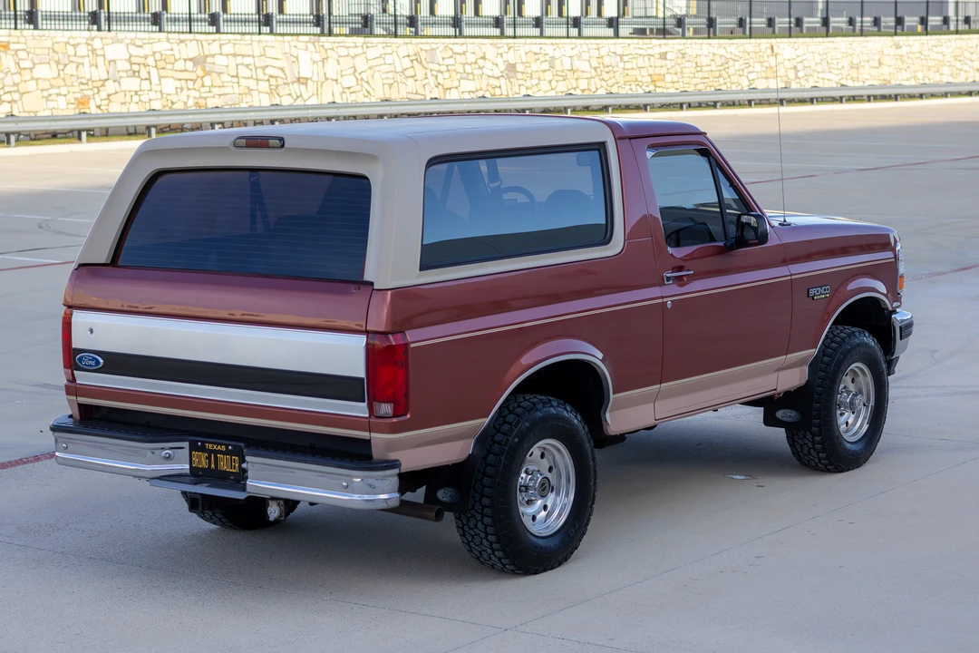 1995 Ford Bronco 5th Gen - Image 16 of 31