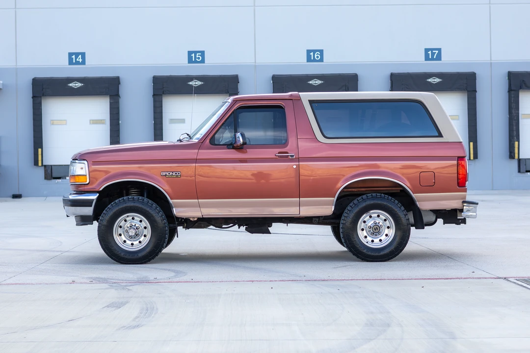1995 Ford Bronco 5th Gen - Image 23 of 31