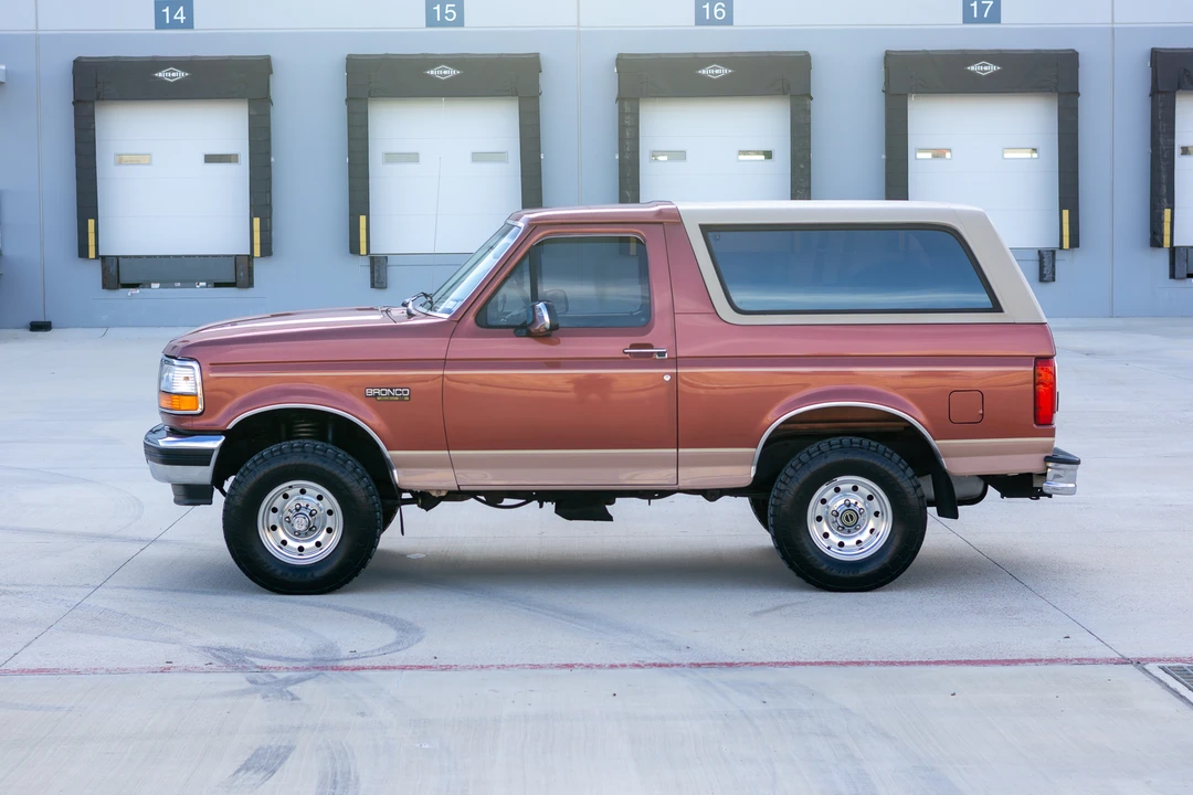 1995 Ford Bronco 5th Gen - Image 24 of 31