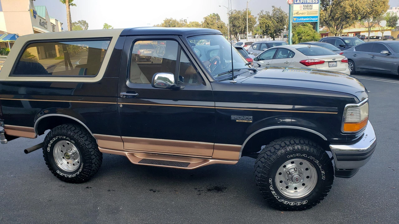 1995 Ford Bronco 5th Gen - Image 19 of 31