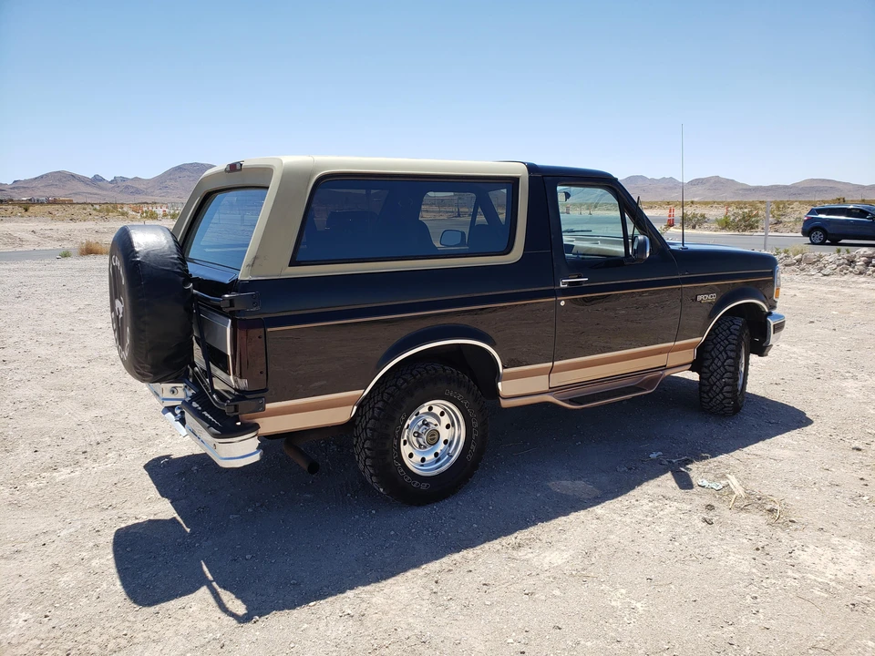1995 Ford Bronco 5th Gen - Image 17 of 31