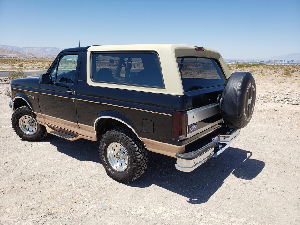 1995 Ford Bronco 5th Gen - Image 3 of 31