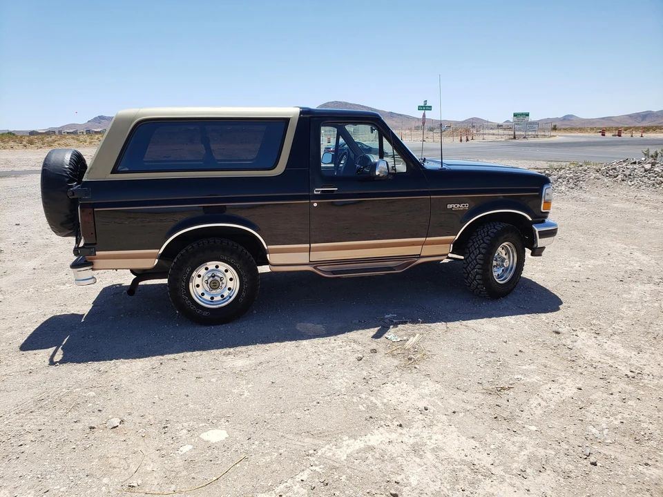 1995 Ford Bronco 5th Gen - Image 18 of 31