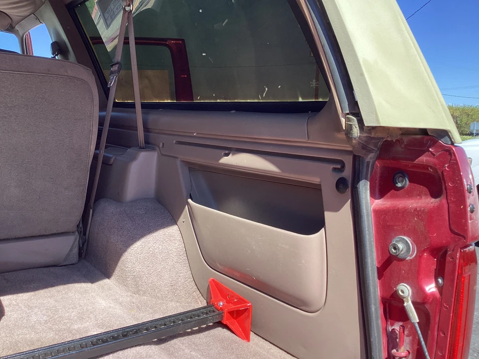 1995 Ford Bronco 5th Gen - Image 14 of 15