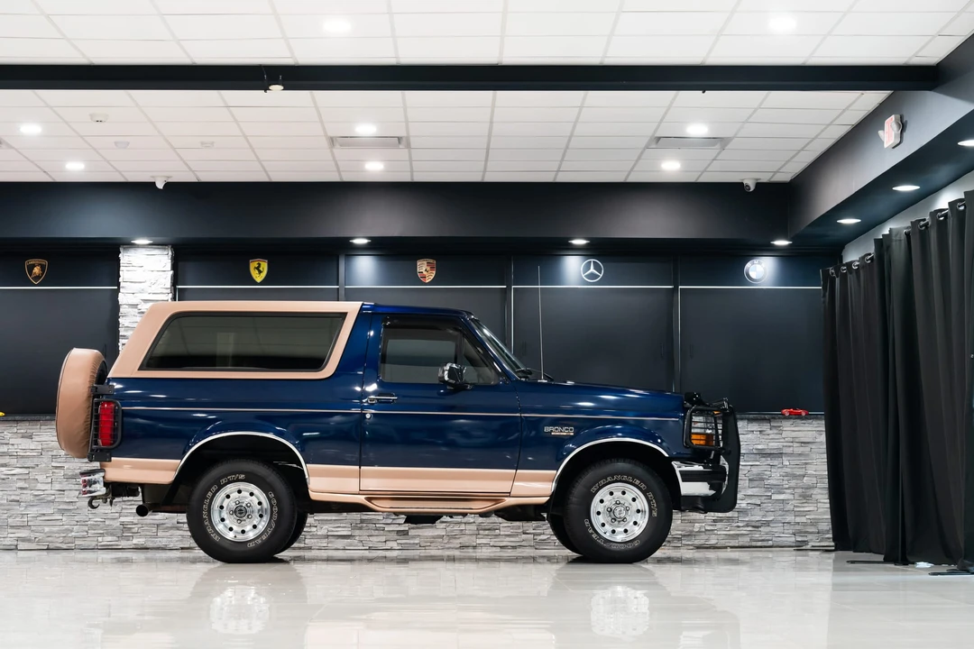 1995 Ford Bronco 5th Gen - Image 26 of 31