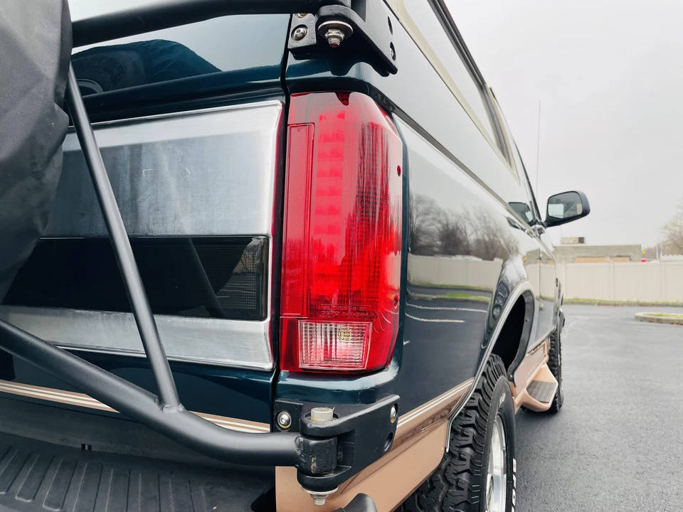1995 Ford Bronco 5th Gen - Image 23 of 31
