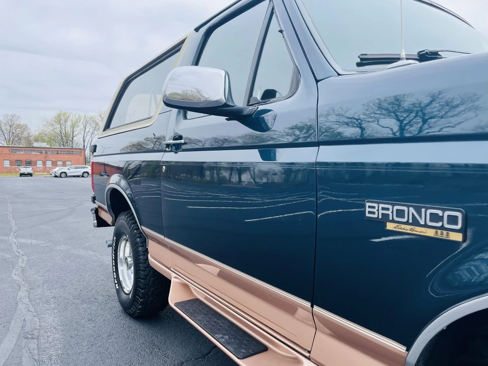 1995 Ford Bronco 5th Gen - Image 14 of 31