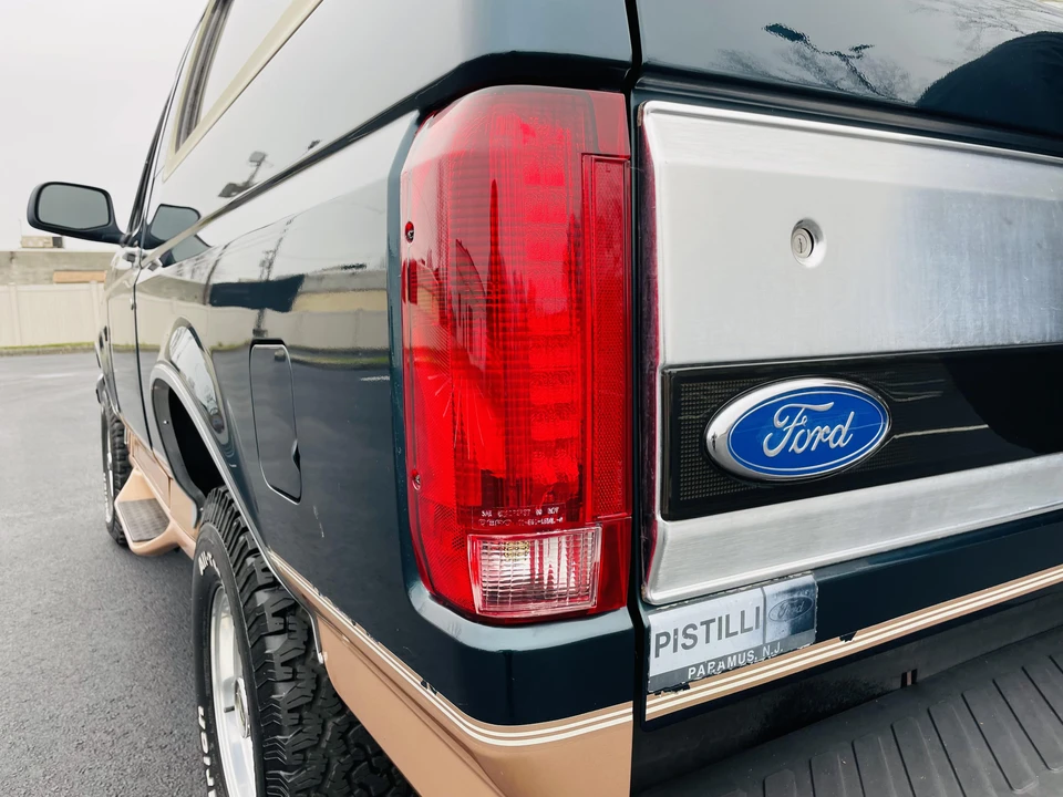 1995 Ford Bronco 5th Gen - Image 21 of 31