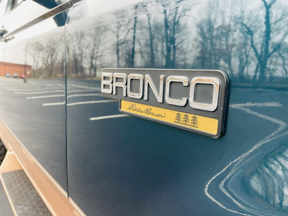 1995 Ford Bronco 5th Gen - Image 16 of 31