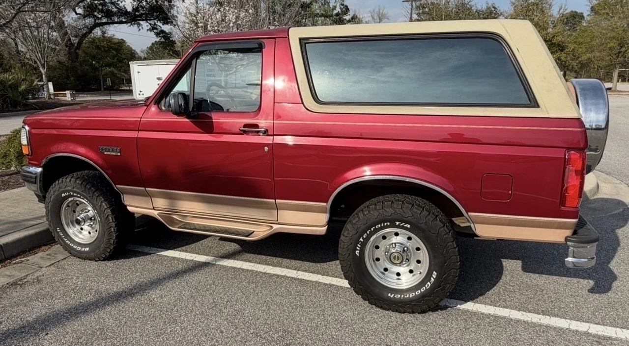 1995 Ford Bronco 5th Gen - Image 2 of 19