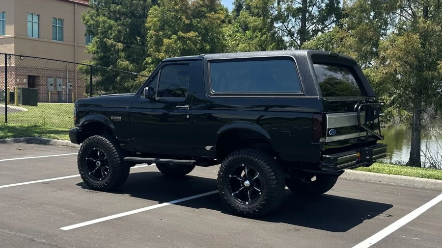 1995 Ford Bronco 5th Gen - Image 3 of 18