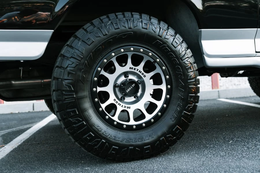 1995 Ford Bronco 5th Gen - Image 13 of 31