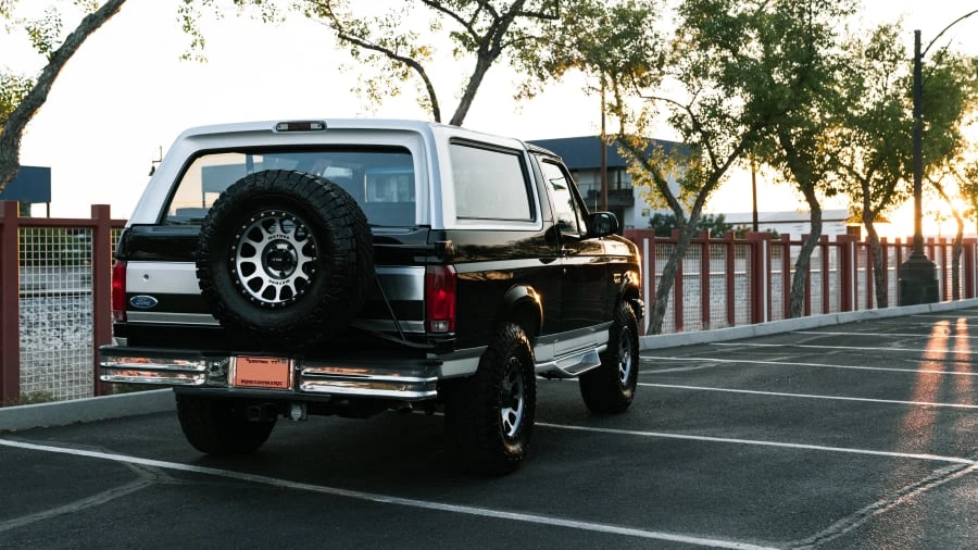 1995 Ford Bronco 5th Gen - Image 16 of 31
