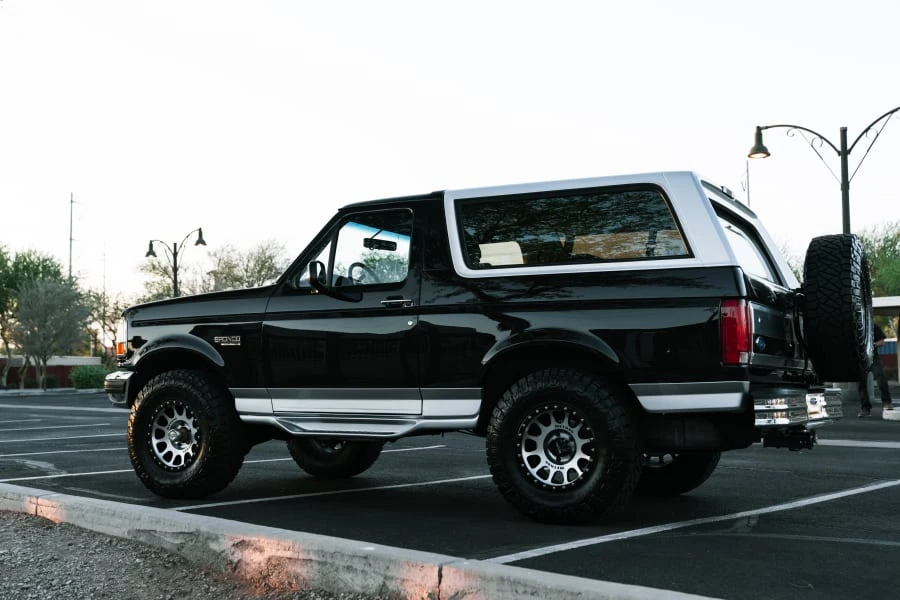 1995 Ford Bronco 5th Gen - Image 8 of 31