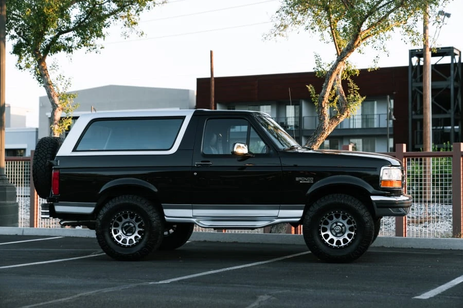 1995 Ford Bronco 5th Gen - Image 14 of 31