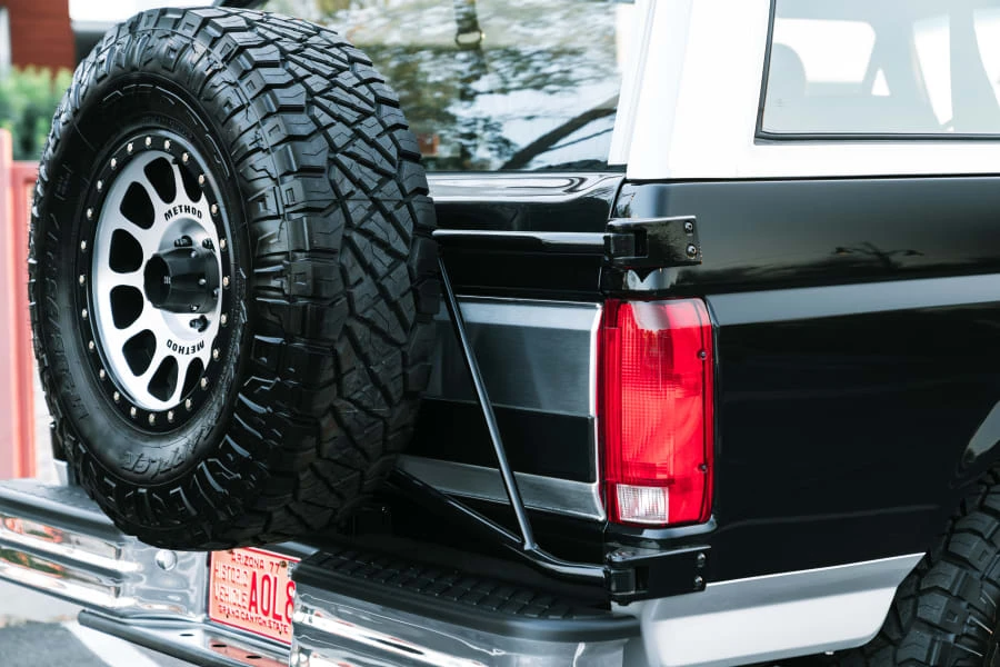 1995 Ford Bronco 5th Gen - Image 5 of 31
