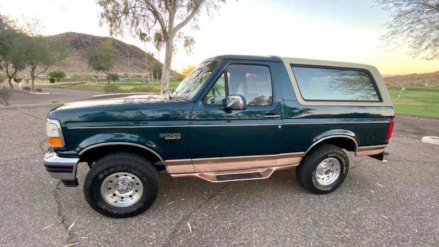 1995 Ford Bronco 5th Gen - Image 2 of 31