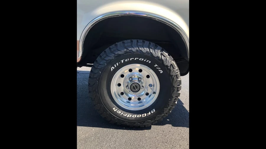 1995 Ford Bronco 5th Gen - Image 9 of 12