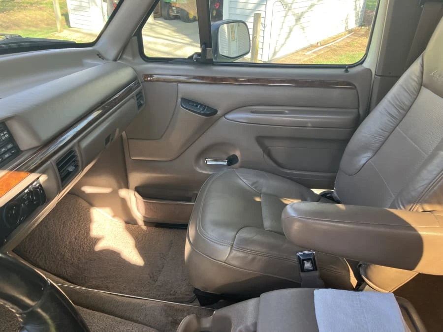 1995 Ford Bronco 5th Gen - Image 8 of 9