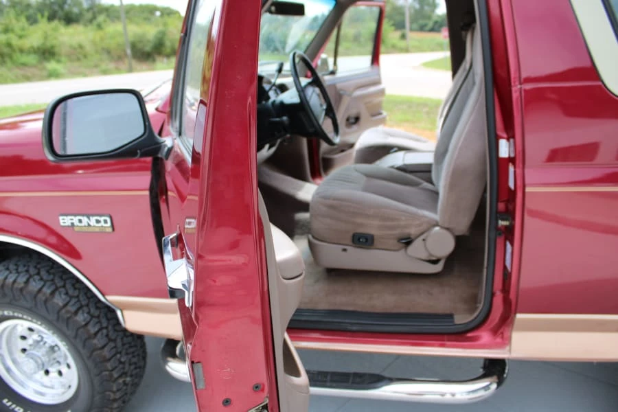 1995 Ford Bronco 5th Gen - Image 10 of 21